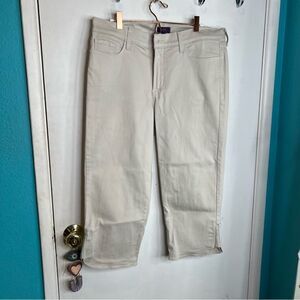 NYDJ crop khaki pants good pre own condition
